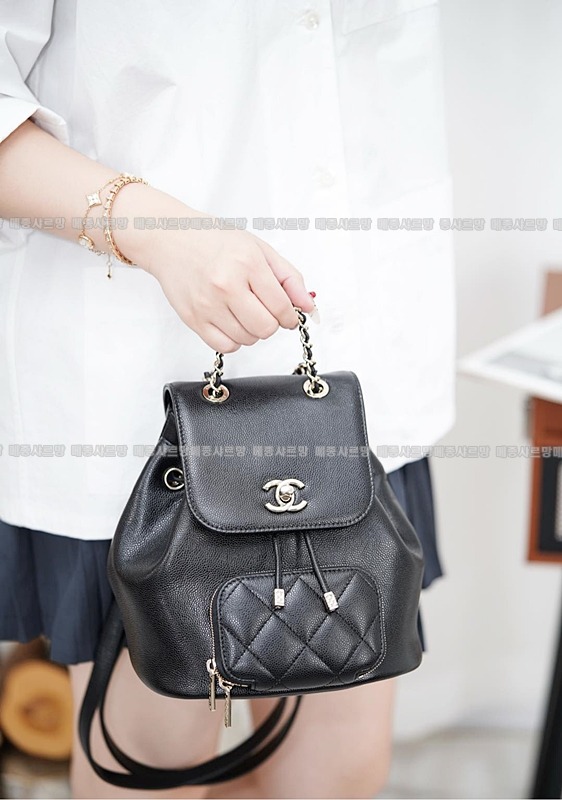 샤넬어피니티듀마백팩  20260421-171322-003.jpg