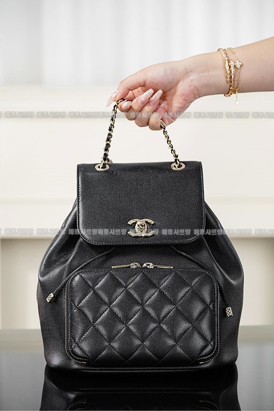 샤넬어피니티듀마백팩  20260421-172957-008.jpg