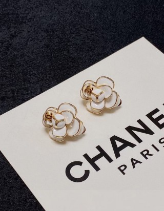 샤넬 까멜리아귀걸이