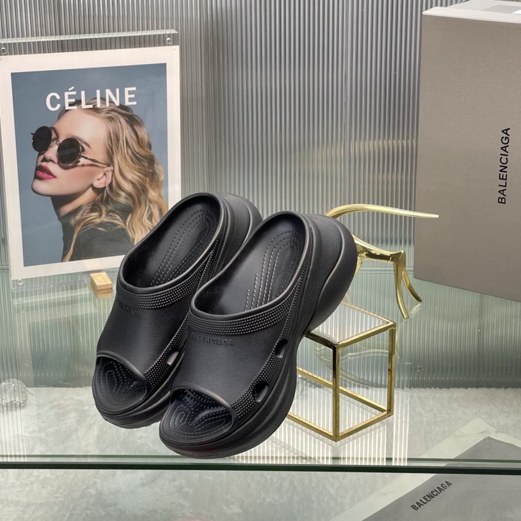 발렌시아가x크록스슬리퍼