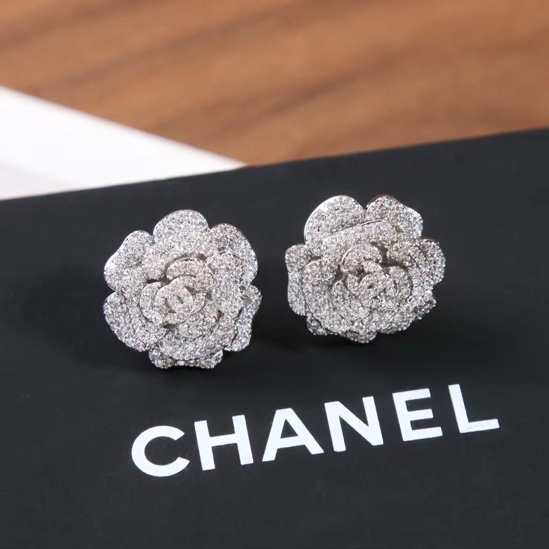 샤넬 까멜리아  귀걸이