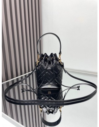 팬디 몬토레즈 미니 버킷백