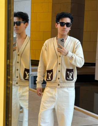 루이비통 남성 시그니처 가디건