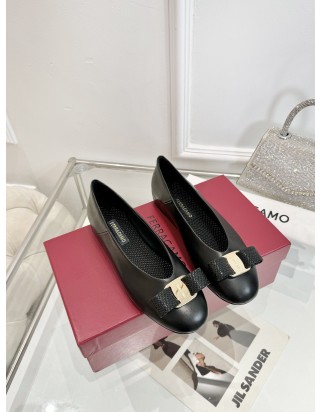 페라가모 바라 보우 발레 플랫