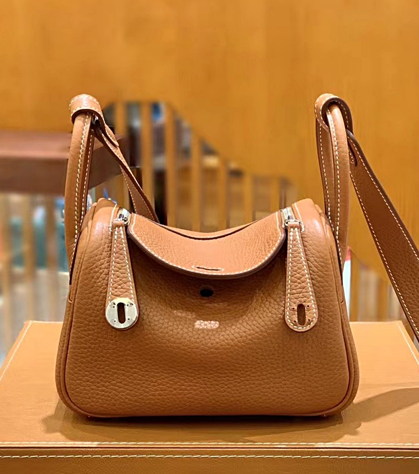 에르메스 린디19