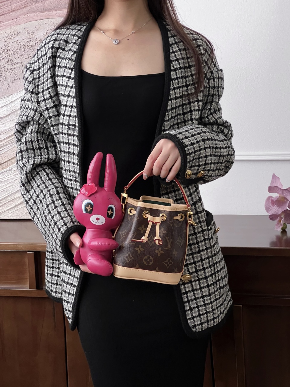 루이비통 나노 노에