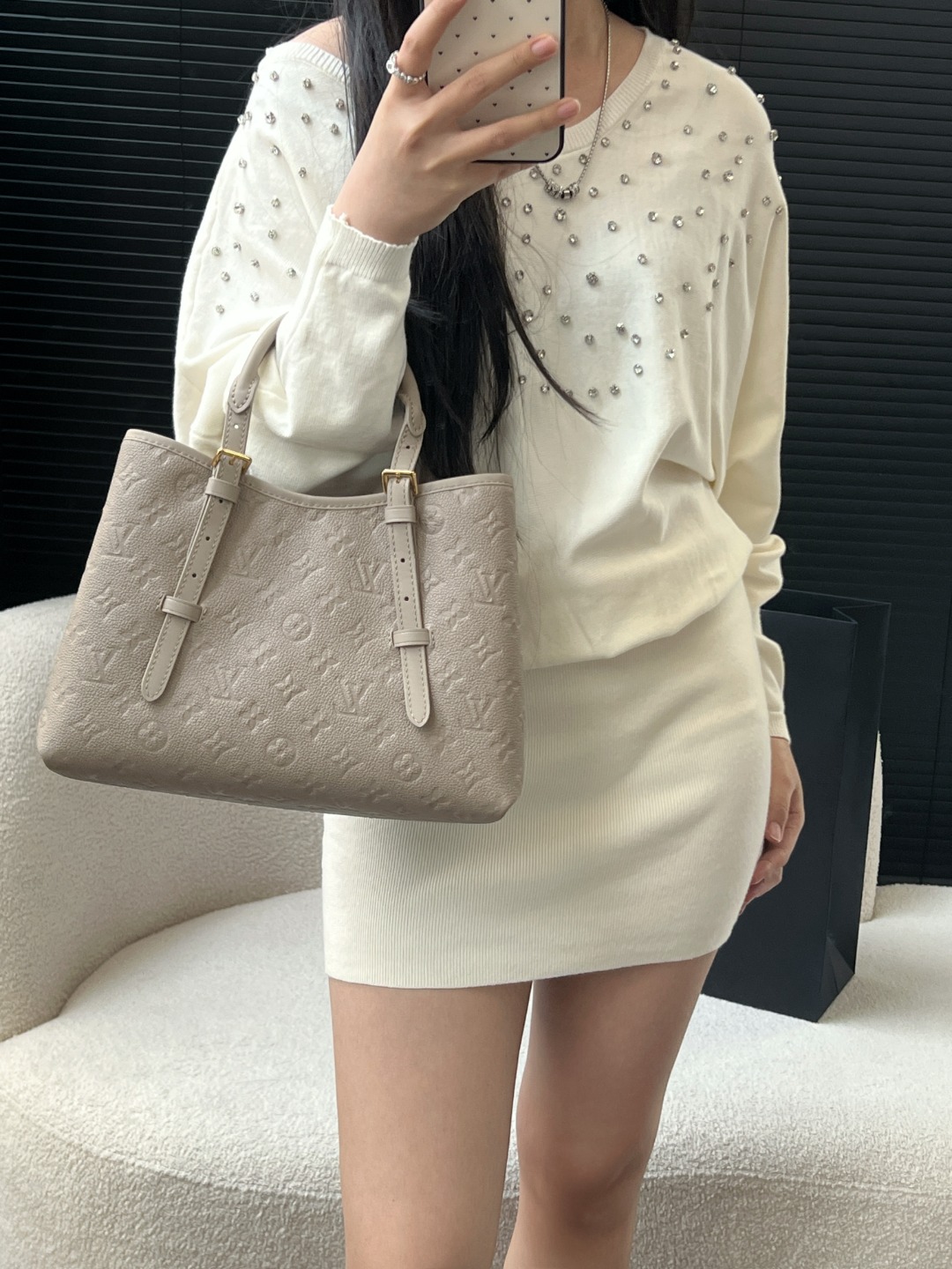 루이비통 바빌론 토트 투르테렐