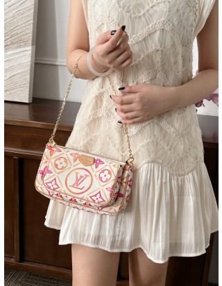 루이비통 멀티 포쉐트 악세수아