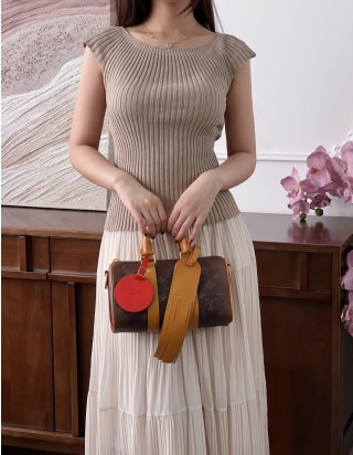 루이비통 키플 반둘리에 25