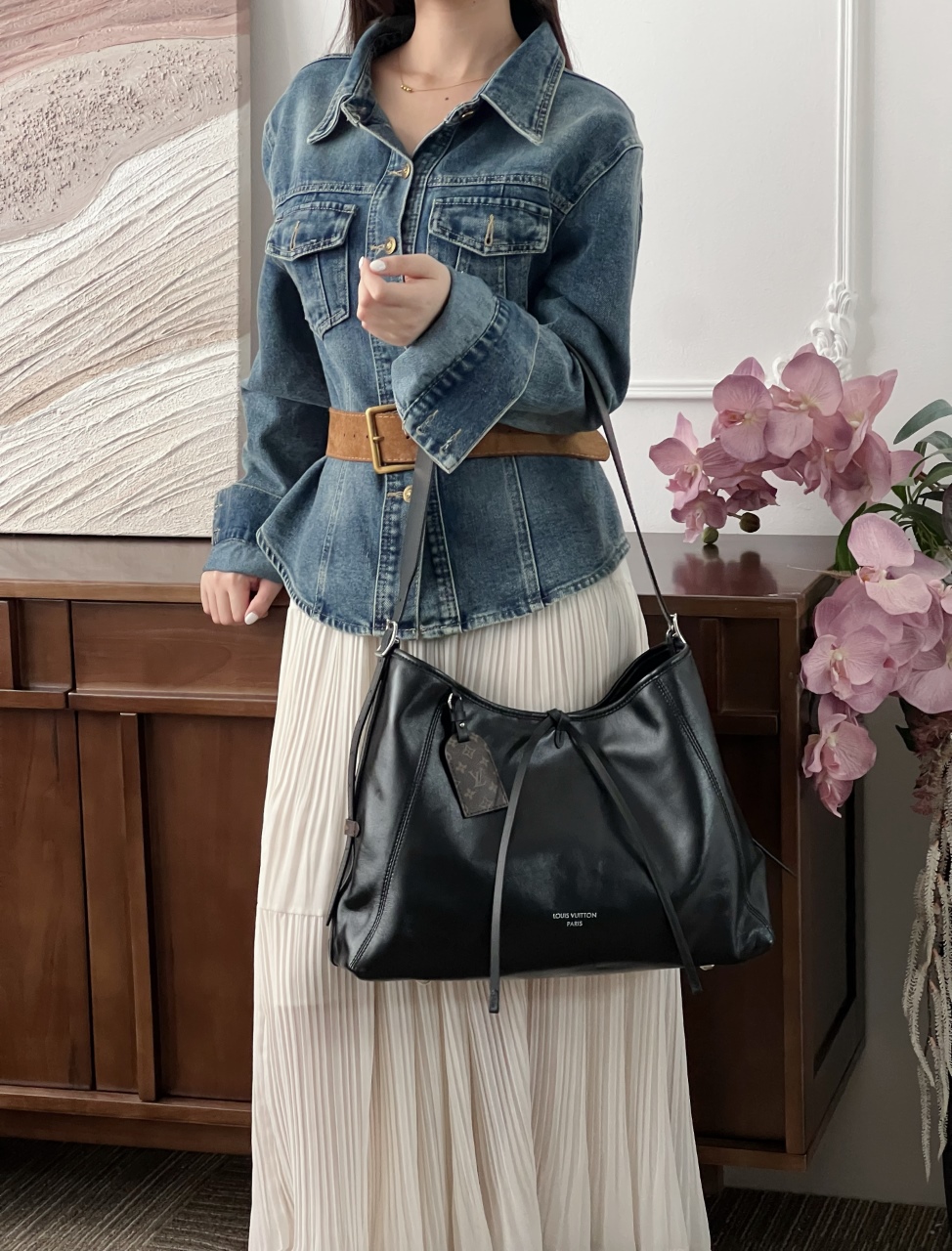 루이비통 캐리올 다크 MM