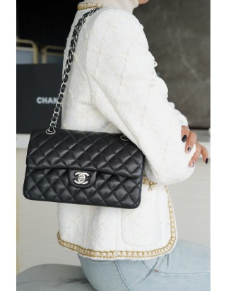 샤넬 클래식 스몰 플랩백 블랙은장