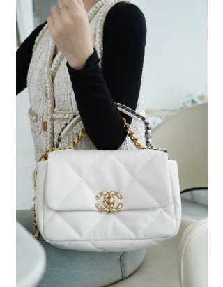 샤넬 19 플랩백 스몰