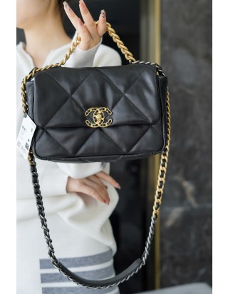 샤넬 19 플랩백 스몰