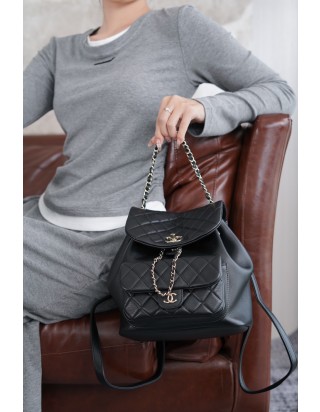 샤넬 24P 듀마 백팩 라지 블랙