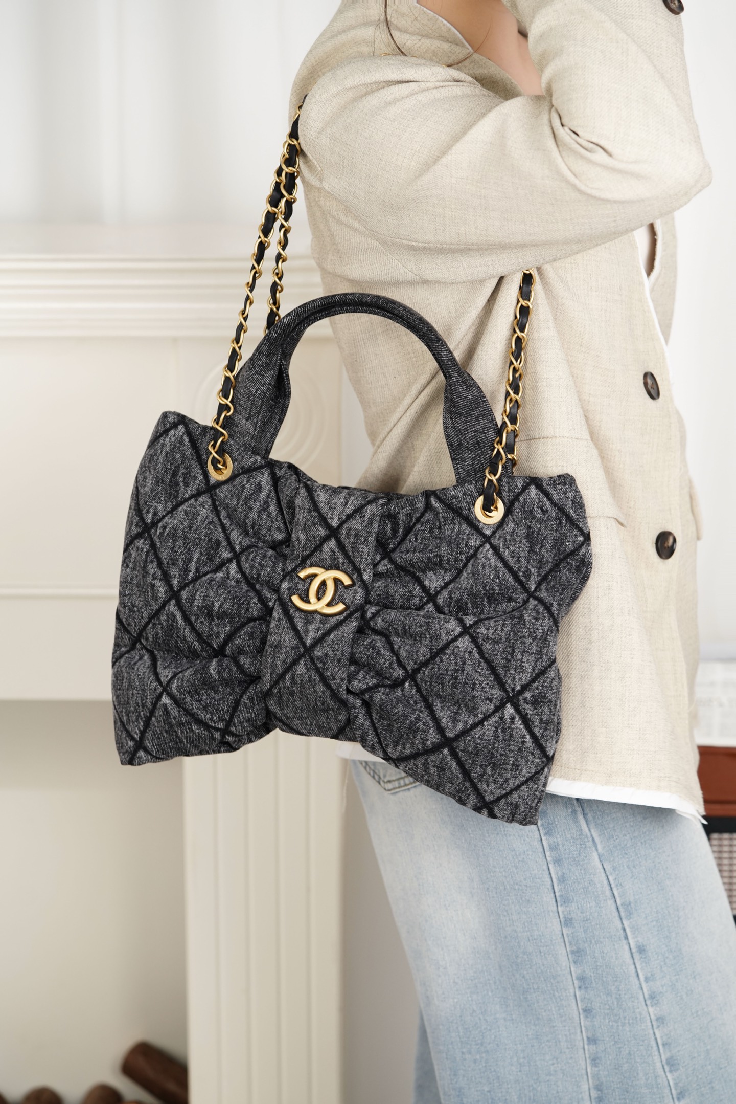 샤넬 데님 핸드백 블루 미디움