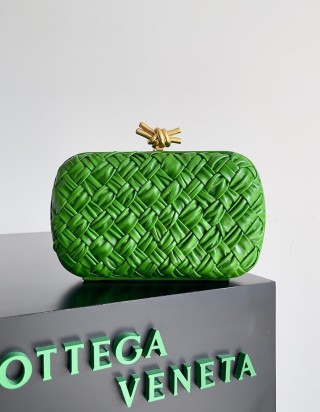 보테가 베네타 놋 백