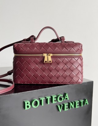 보테가 베네타 뱅뱅 베네티 케이스