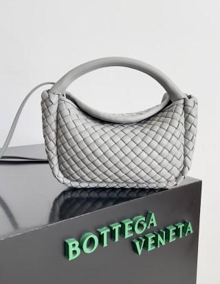 보테가 베네타 미니 코블 탑 핸들 백
