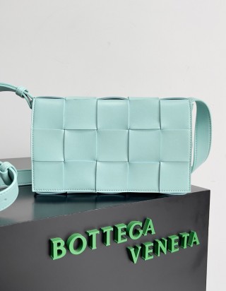 보테가 베네타 카세트 백