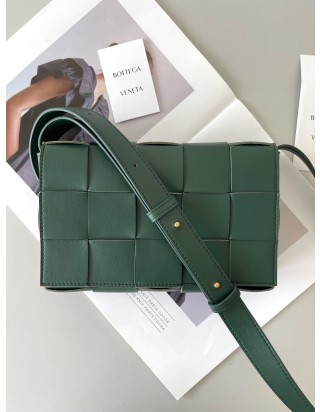 보테가 베네타 카세트 백