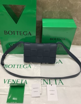 보테가 베네타 카세트 백