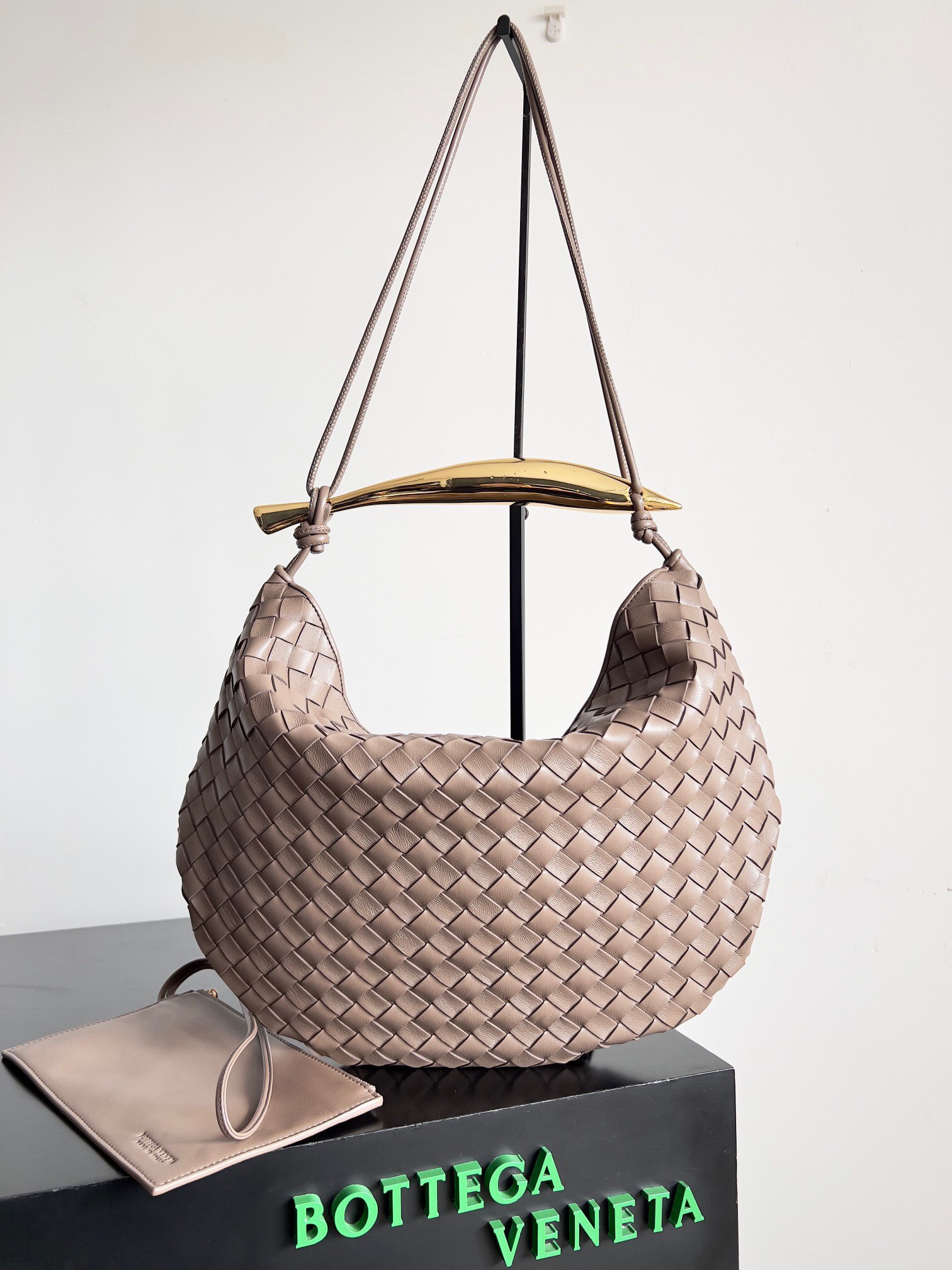 보테가 베네타 라지 사르딘