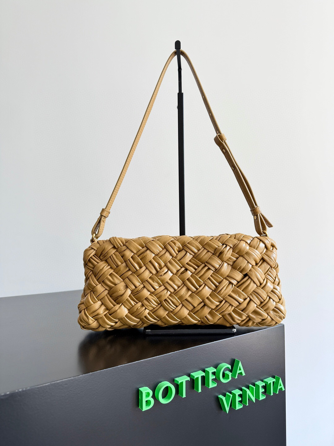 보테가 베네타 칼리메로 차차