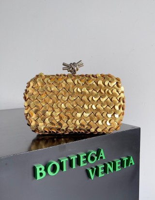 보테가 베네타 놋 백