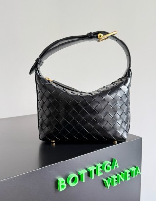 보테가 베네타 웰리스 미니 인트레치아토 레더 숄더 백
