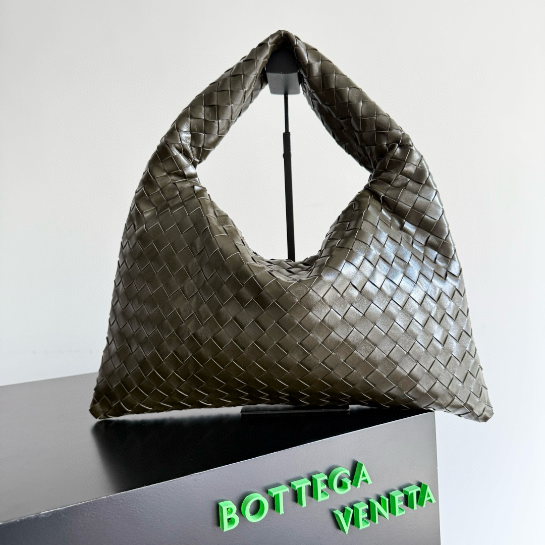 보테가 베네타 미다움 홉