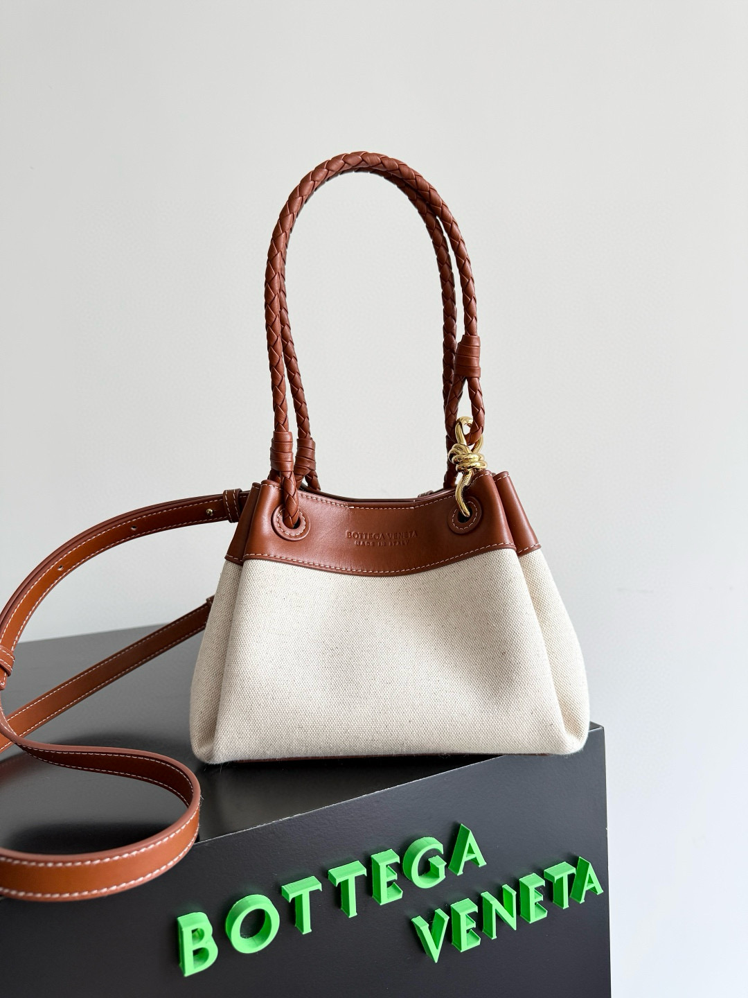 보테가 베네타 파라슈트 스몰