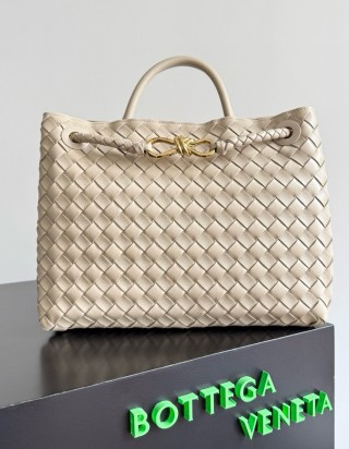 보테가 베네타 안디아모 미디움