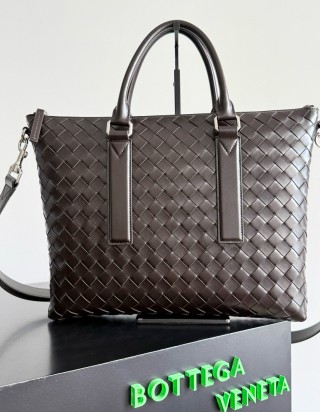 보테가 베네타 인트레치아토 소프트 브리프 케이스