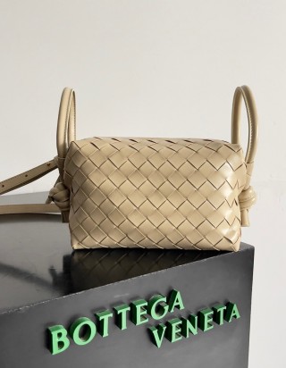 보테가 베네타 탑 핸들 루프 백 스몰