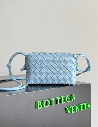 보테가 베네타 미니 루프 백