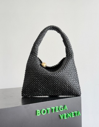 보테가 베네타 토스카 바치