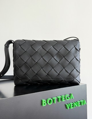 보테가 베네타 라지 디아고