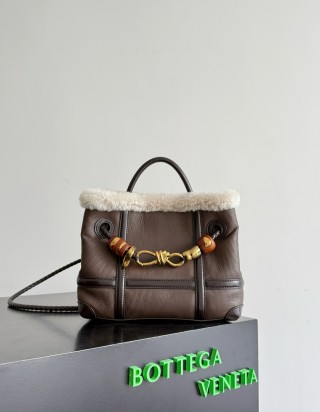 보테가 베네타 미니 안디아모