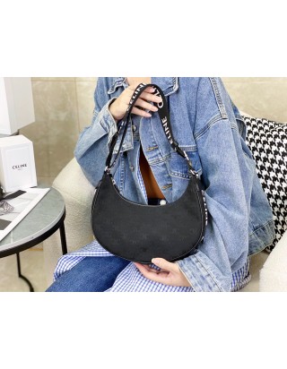 셀린느 나일론 퀄팅 아바 백