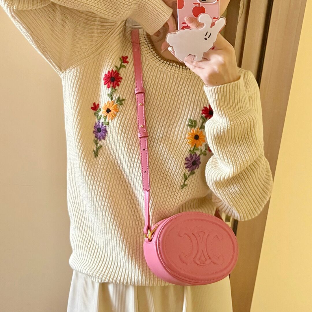 셀린느 오벌 펄스 퀴르 크로스 비치 백