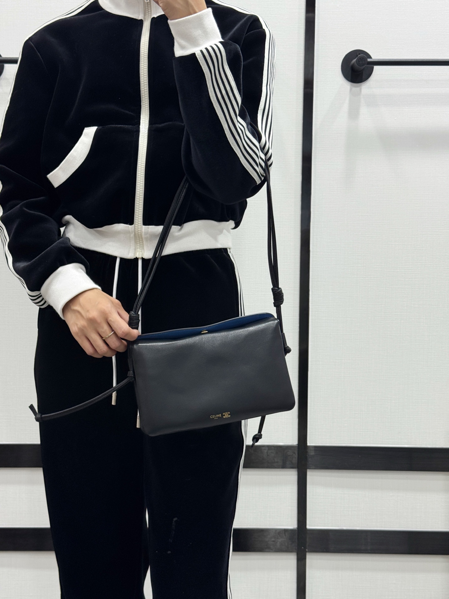 셀린느 트리오 플랩 숄더 백