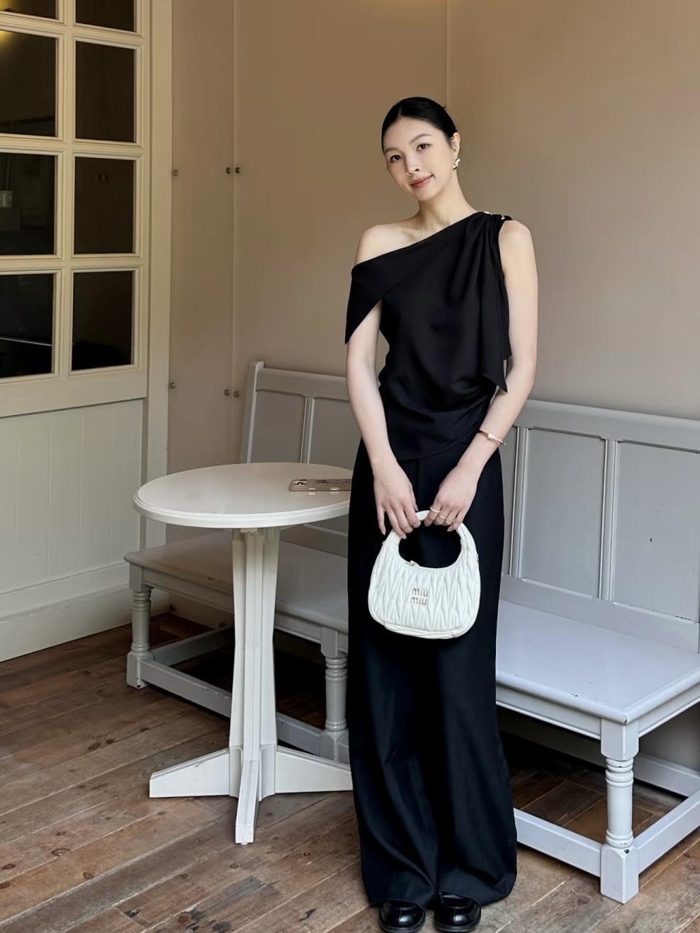 미우미우 완더 마테라세 나파 가죽 호보백 스몰