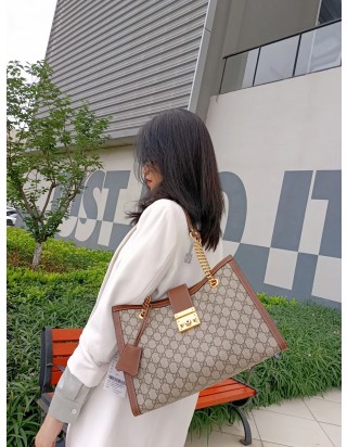 구찌 패드락 미디움 GG 캔버스 숄더 백