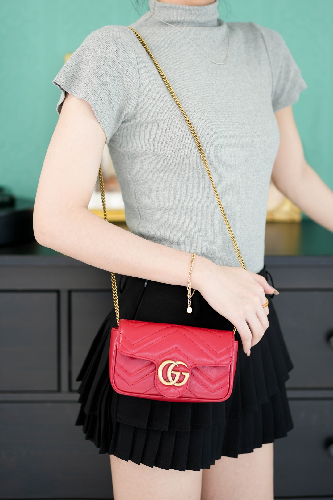 구찌 마몽 마틀라쎄 미니 체인 숄더백