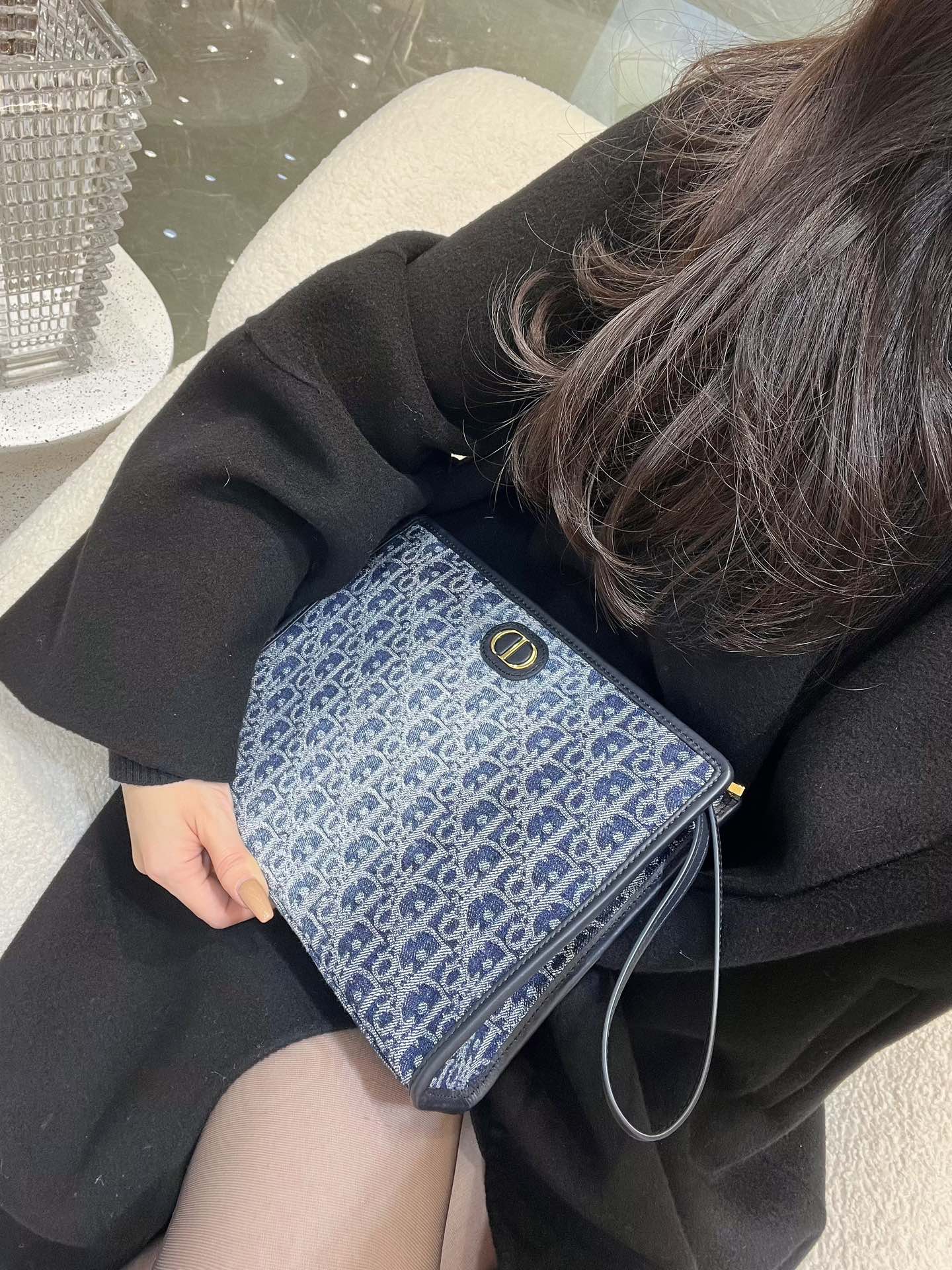 디올 30 몽테인 파우치