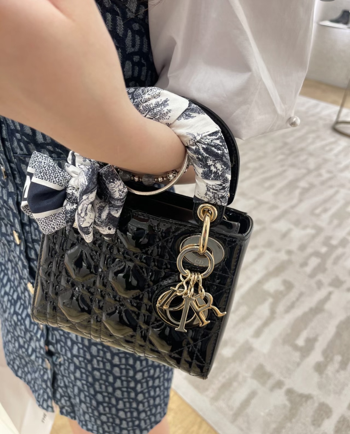 디올 레이디 미니 백