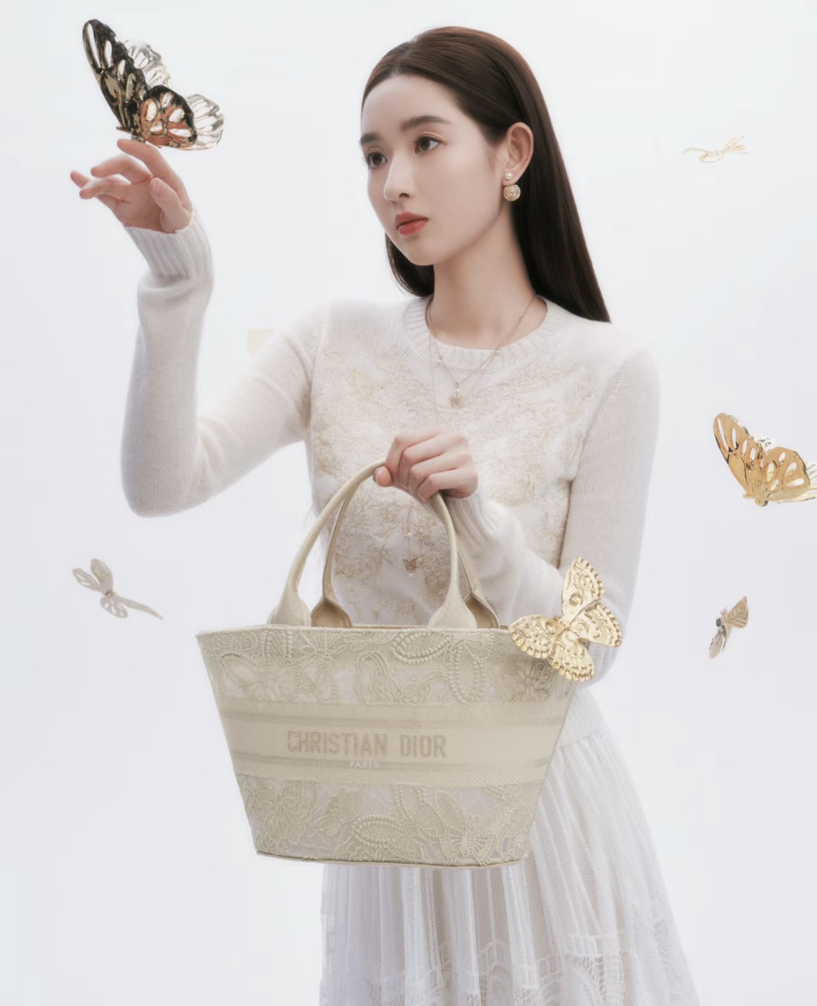 디올 바스켓 백 골드