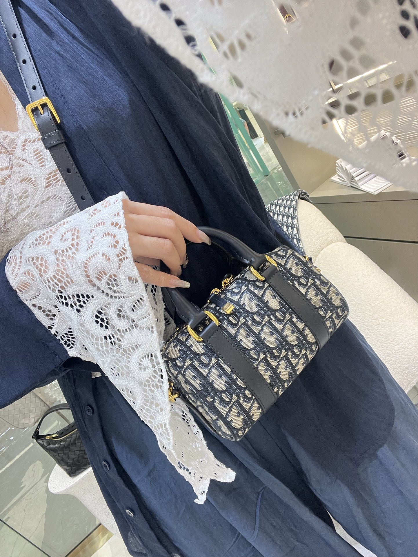 디올 글로브 20 나노 백 블루