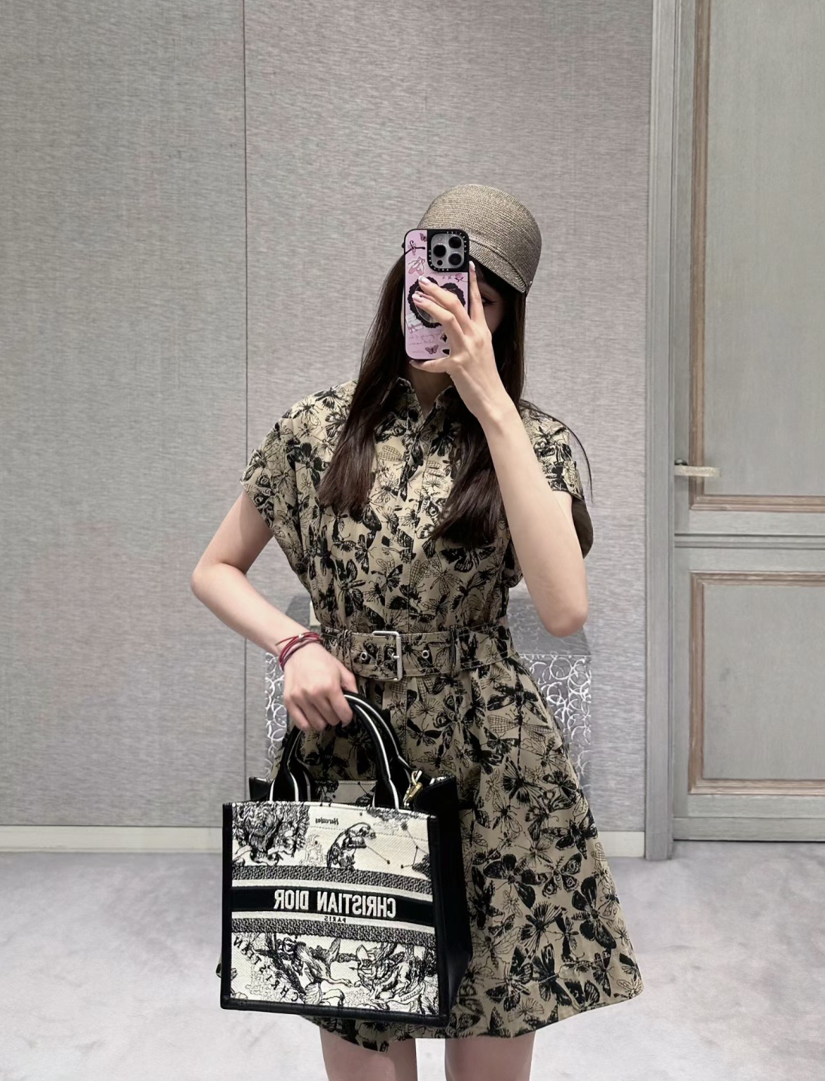 디올 북 토트백 스몰