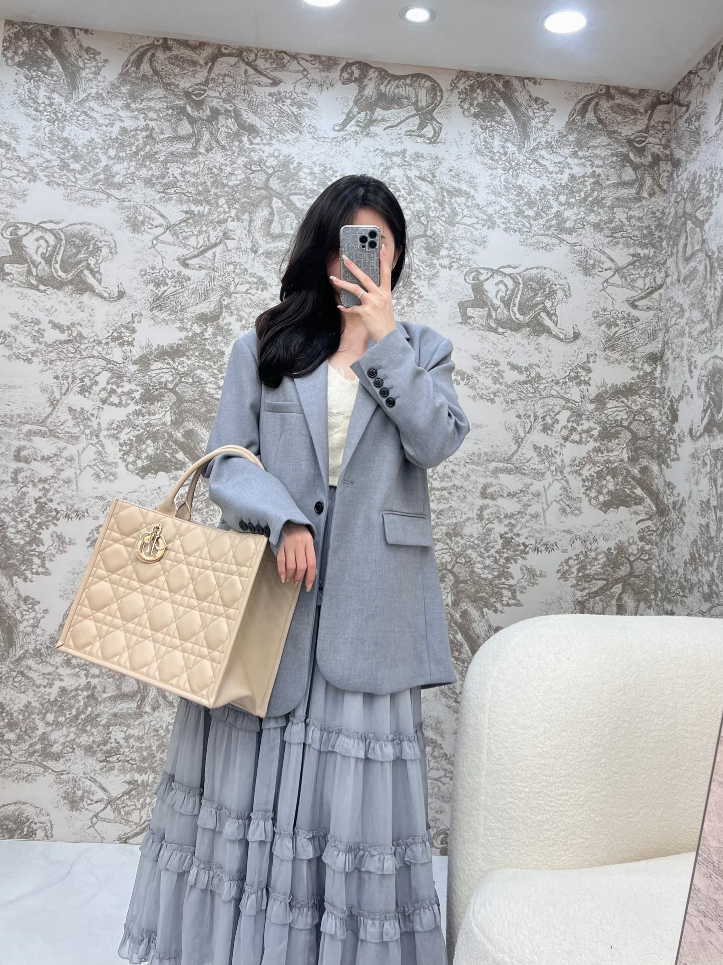 디올 북 토트백 미디움